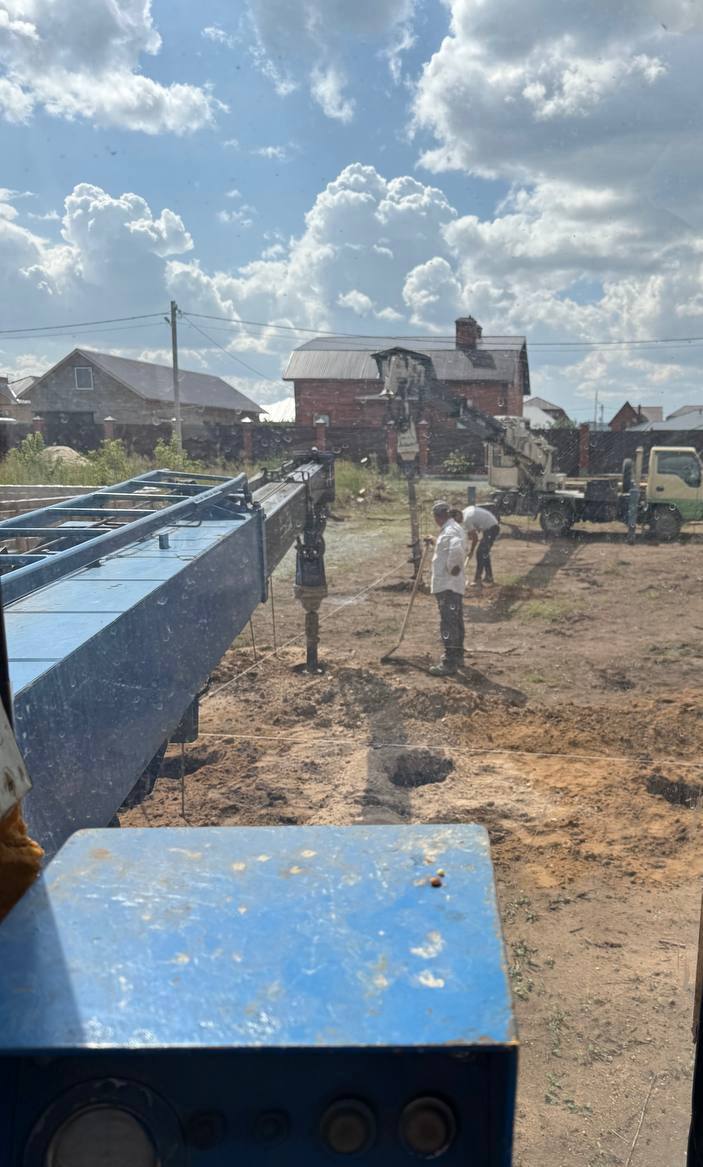 Выполненные работы по бурению и установке свай